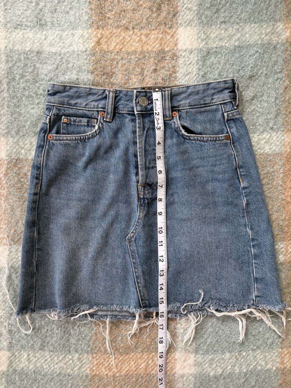 Denim Frayed Hem Mini Skirt - Picture 4 of 10